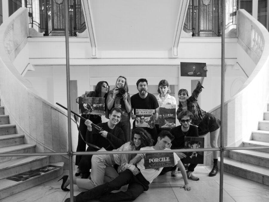 Fotografía equipo para la obra de teatro Pocilga